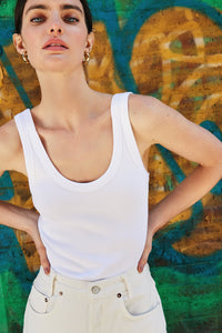 The Scoop It Up Tank in White
